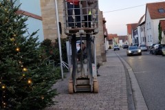 20221124-Erlenbach_Christbaum_stellen_039